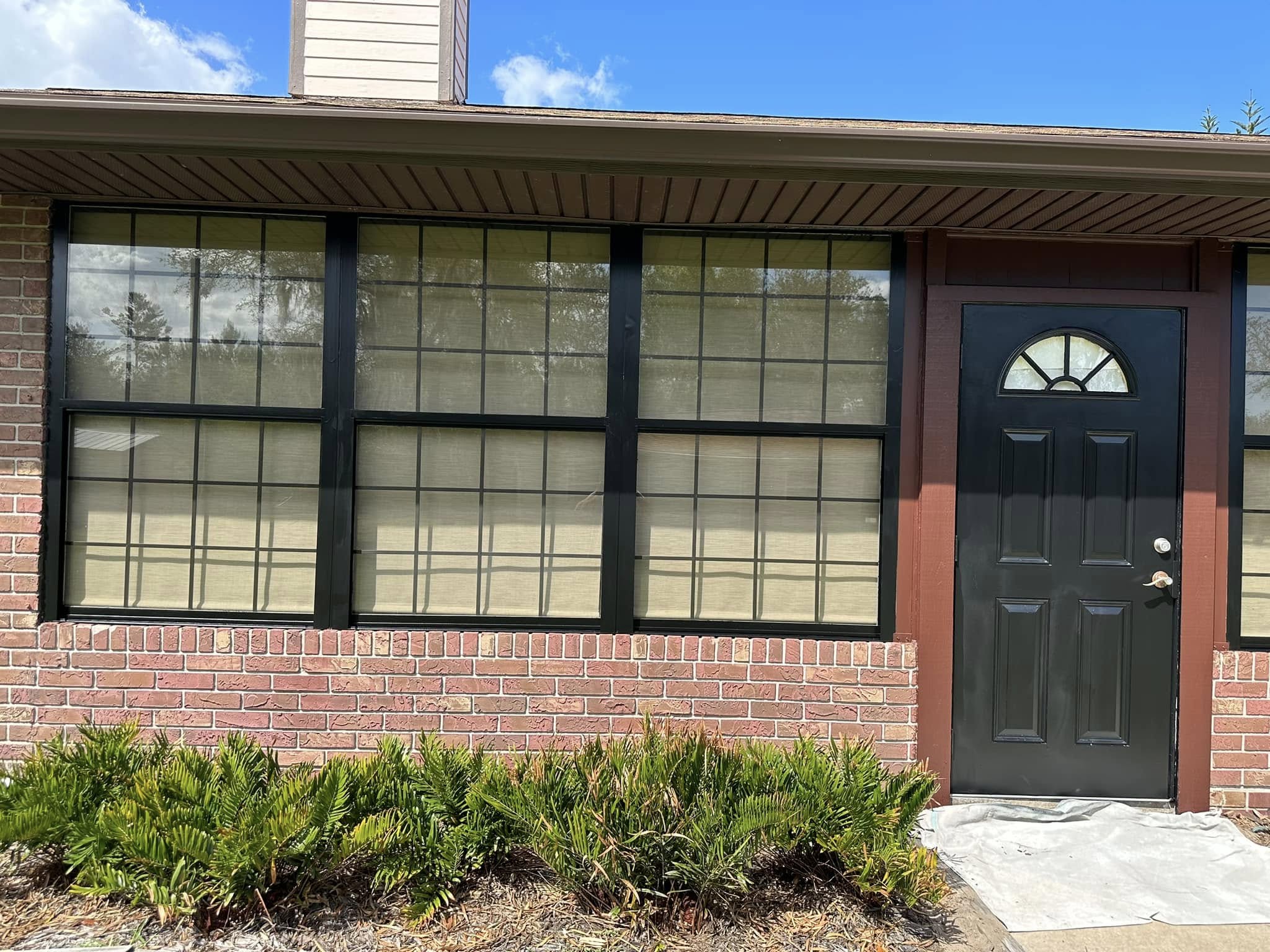 Oak Hill Florida screen repaint and window frame painting finished